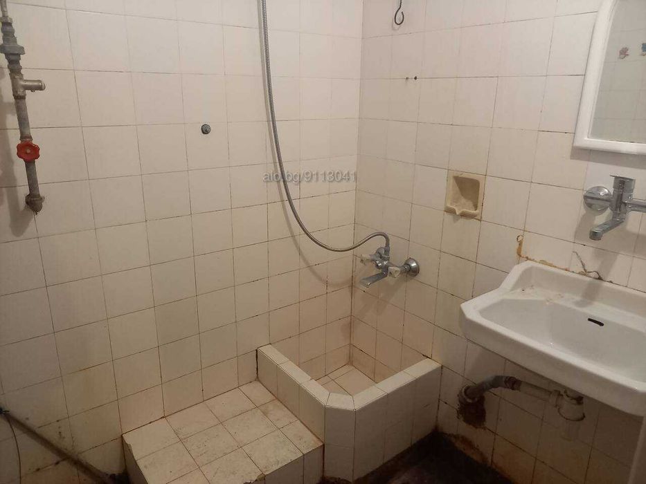 Продава се Тристаен апартамент в Пловдив, Младежки Хълм - 102 кв.м за 1373 €/кв.м - Снимка #6