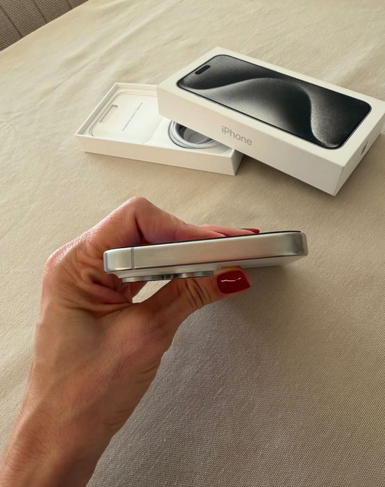 Iphone 15 Pro Max 256 GB, White Titanium, като нов!