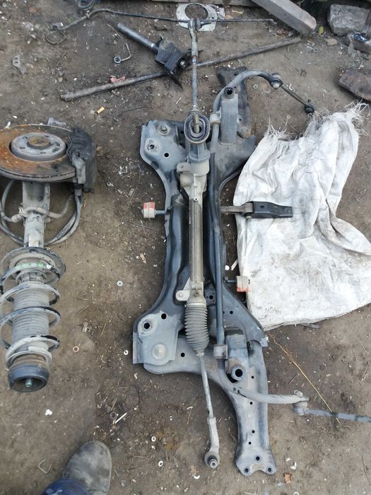 Бампер лонжероны пороги балки Двигатель Коробка автомат Шкода Рапид: 60 ...