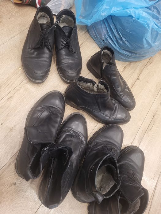 Отдам бесплатно мужские ботинки