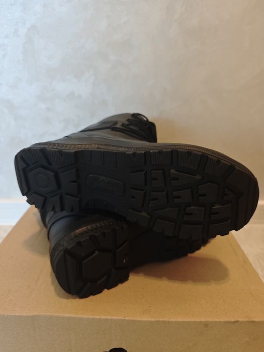 Обувки по патент на HAIX