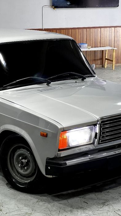 Vaz 2107 Srochniy sotiladi pul zaril
