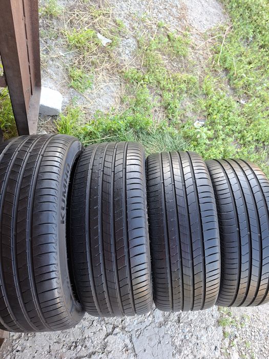 Продам шины 235/45/18  кумхо экстра