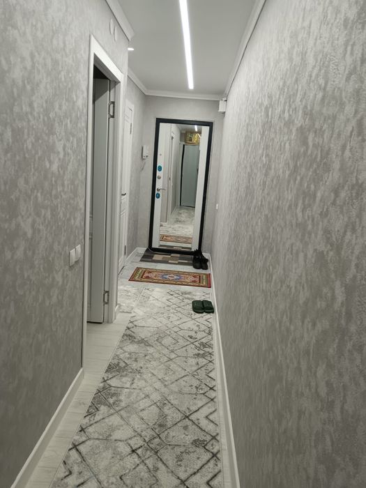 Срочно продается 3 х комната. 3 этаж