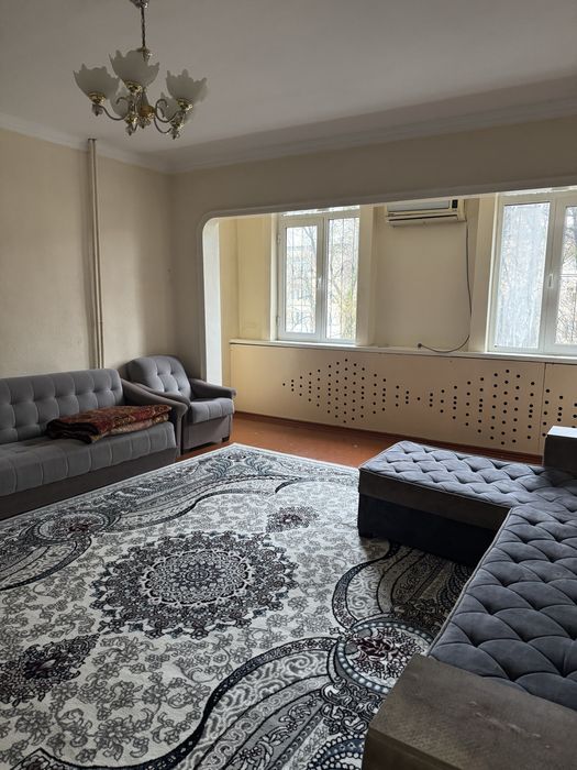 3 xonali yunusobod 4-kvartalda shoxsaroy toyxonani oldida arenda