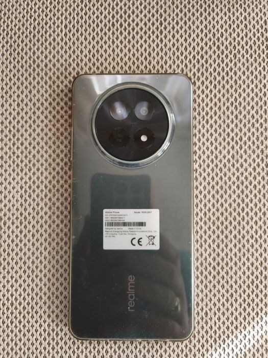 Продавам смартфон Realmy12x5G