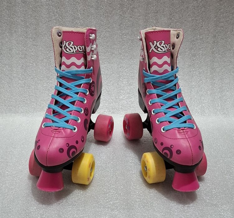 Patine cu rotile XSpot, model YX-0126-L, mărimea 36-37