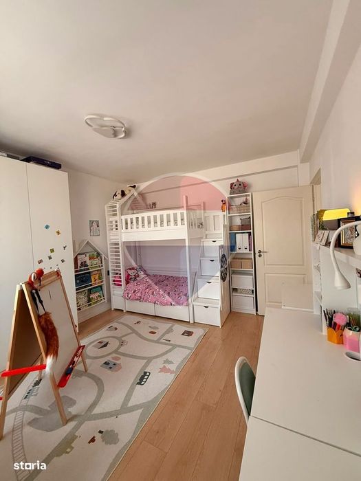 Apartament de vanzare cu 3 camere | Floresti