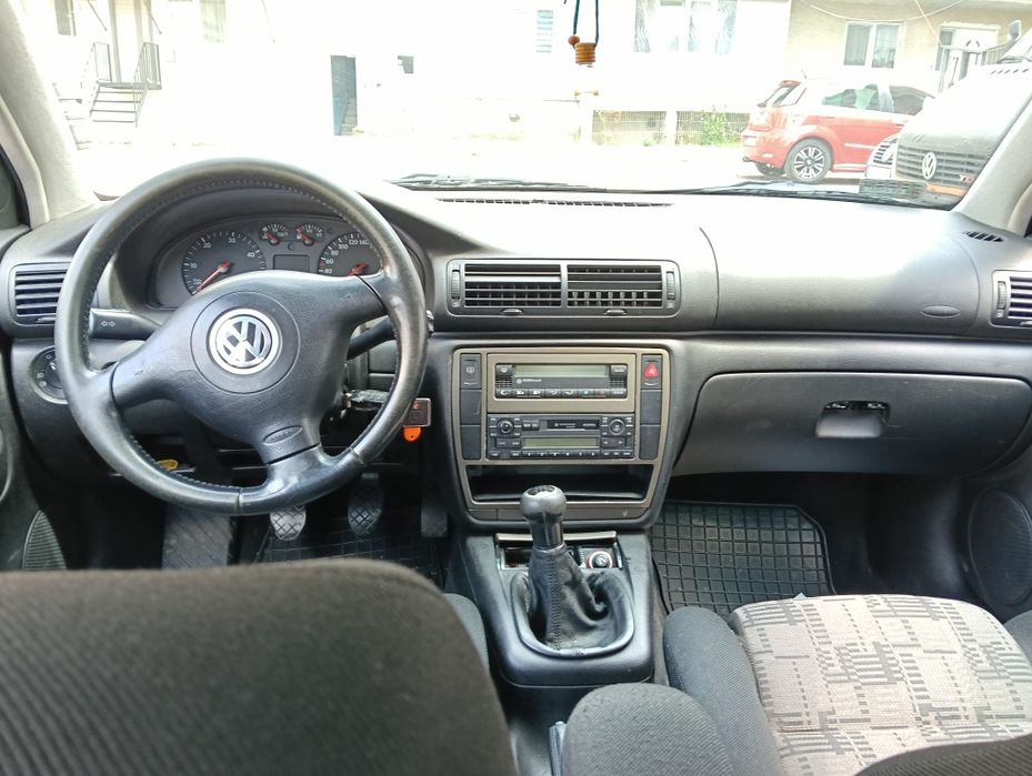 VOLKSWAGEN Passat 1999 — imagine 4