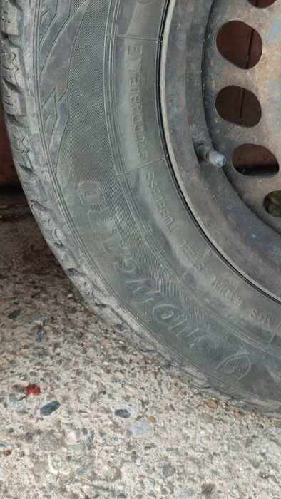 Зимни гуми 205/65/R15 5 броя