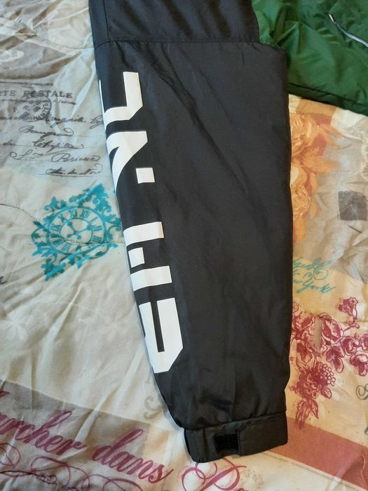 Яке с качулка Zara без следи от употреба