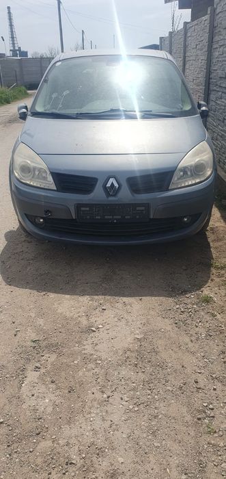 Dezmembrez Renault scenic 2 cutie automată 1.6 benzina