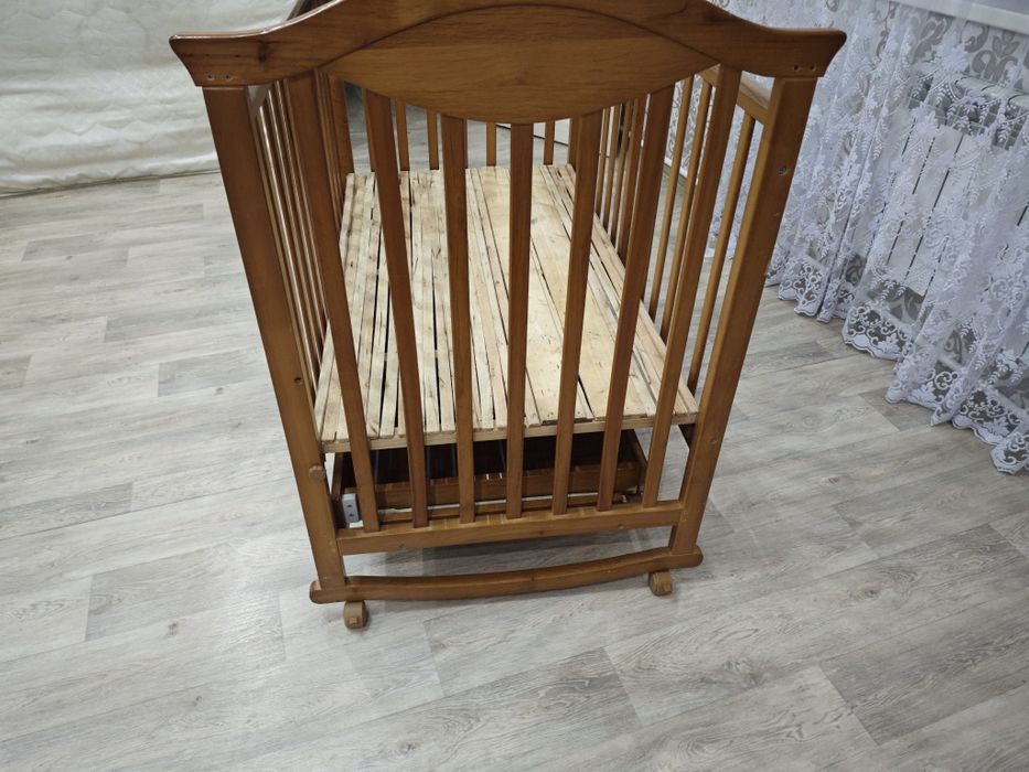 Кроватка детская