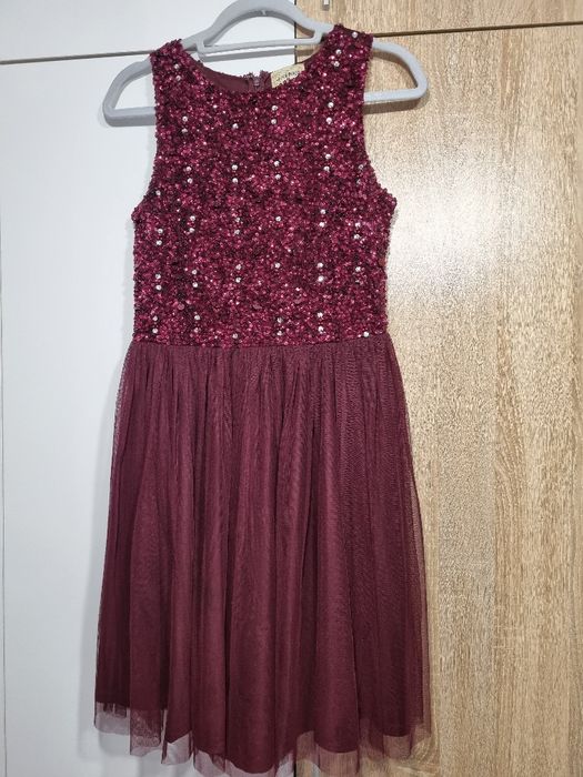 Официални рокли в различни цветове