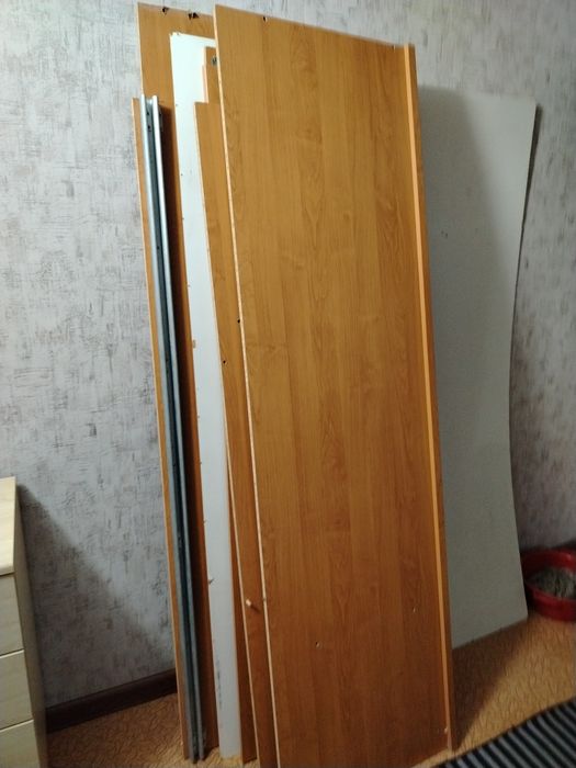 Дарю разобранный шифонер