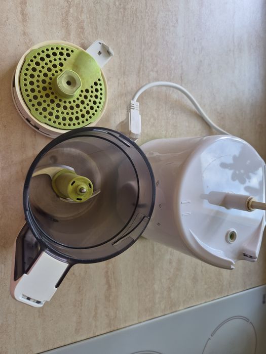 PHILIPS AVENT - уред за готвене на пара и пасиране