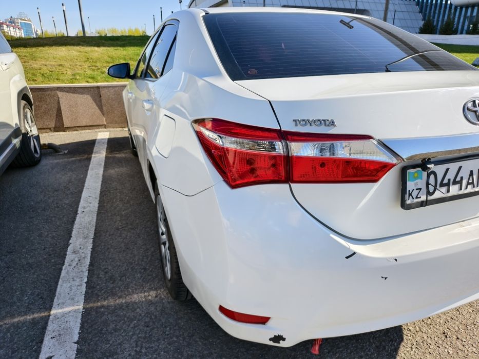 Toyota Corolla 2015 г.в. 1,6 бензин | вариатор