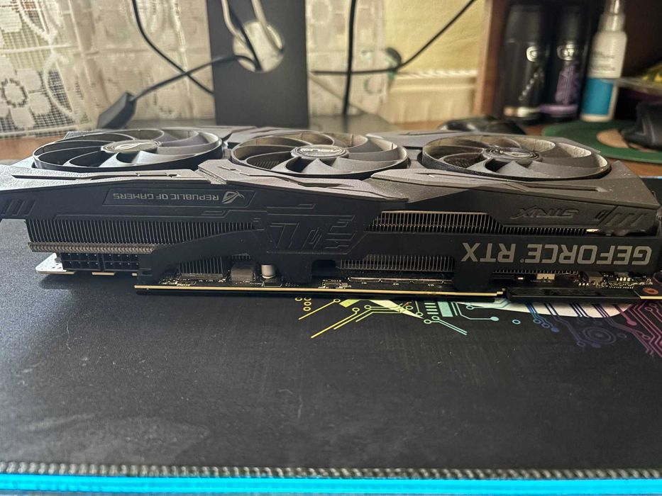 Nvidia RTX2080 TI ASUS -ROG -STRIX- 011G- Gaming