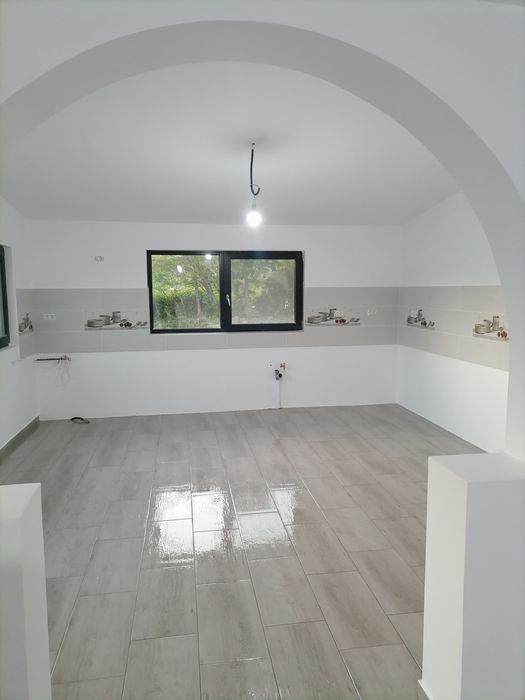 Amenajari interioare-exterioare