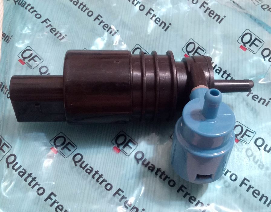 Насос омывателя VW, Audi на универсал