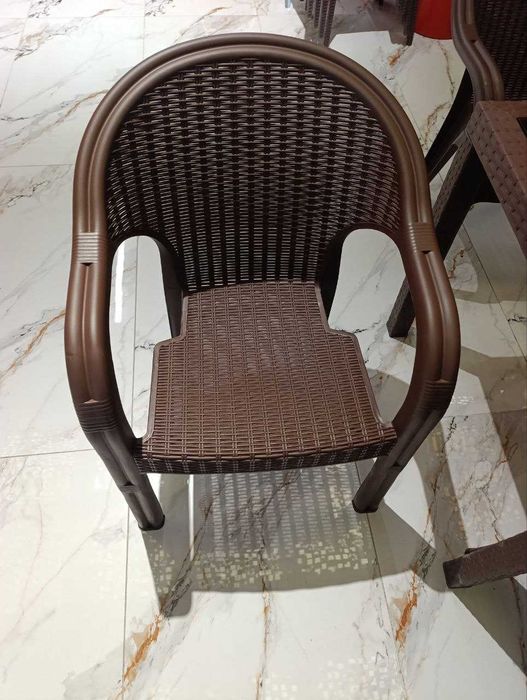 Комплект плетеной садовой мебели 4-местный (1 стол + 4 стула)