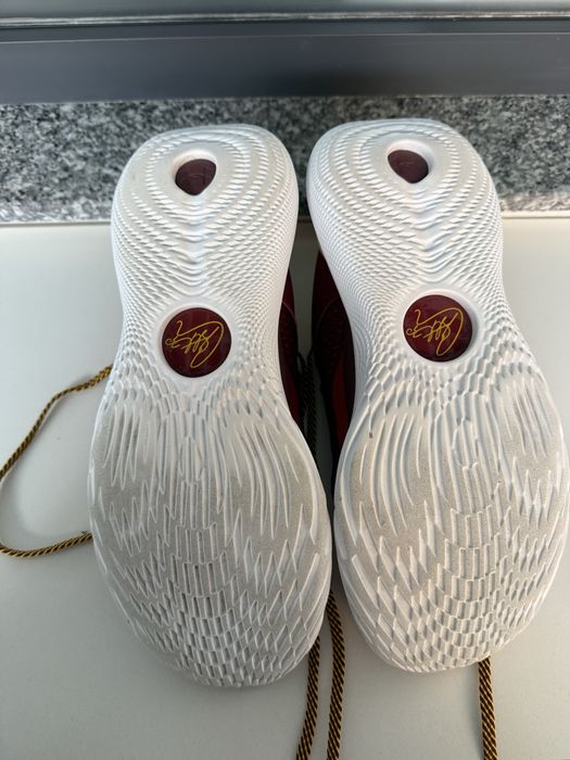 Баскетбольные кроссовки оригинал