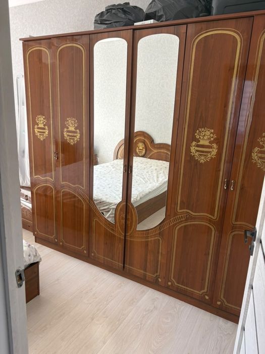 Спалный гарнитура сатылады