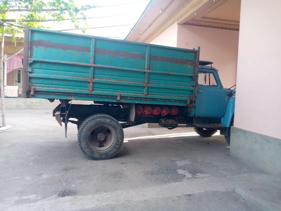 Gaz 53 sotiladi...