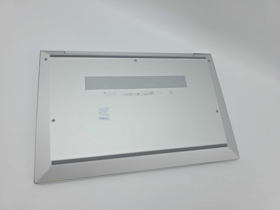 Laptop Ultraportabil 14" HP EliteBook 845 G7 Ryzen 5 Pro 8Gb 256SSD