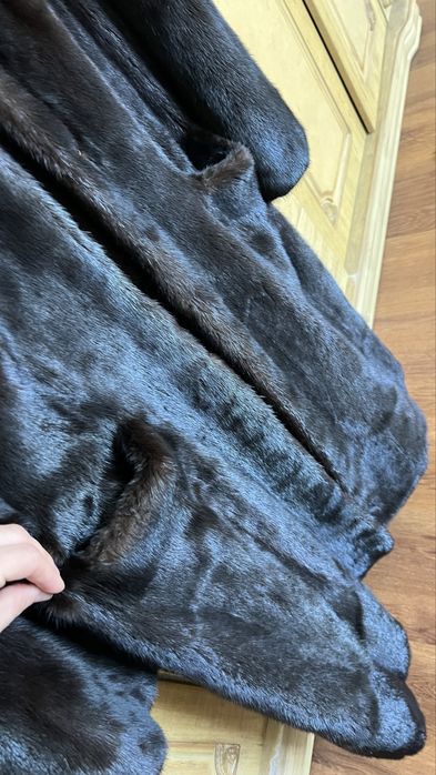 Продаю норка шубу