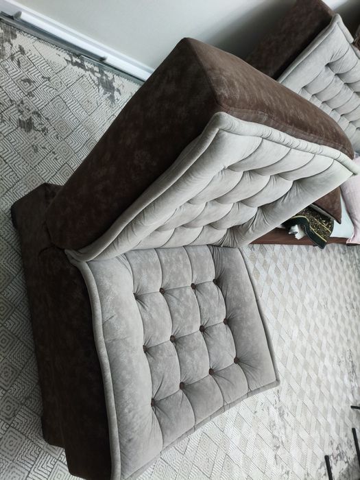 Мягкая мебель. Комплект диван и два кресла.