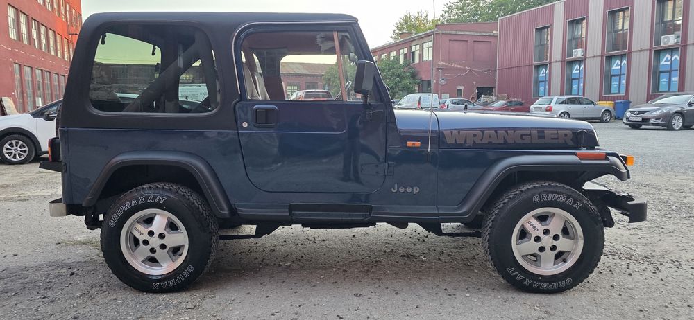 Jeep Wrangler 2.5 Benzina Autoutilitara N1 76.000 km