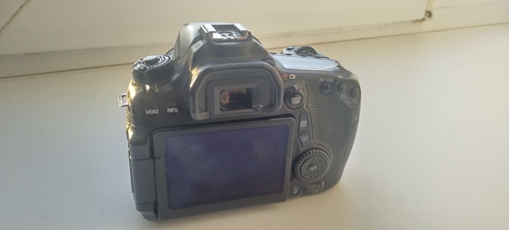 Продам кэнон 70д