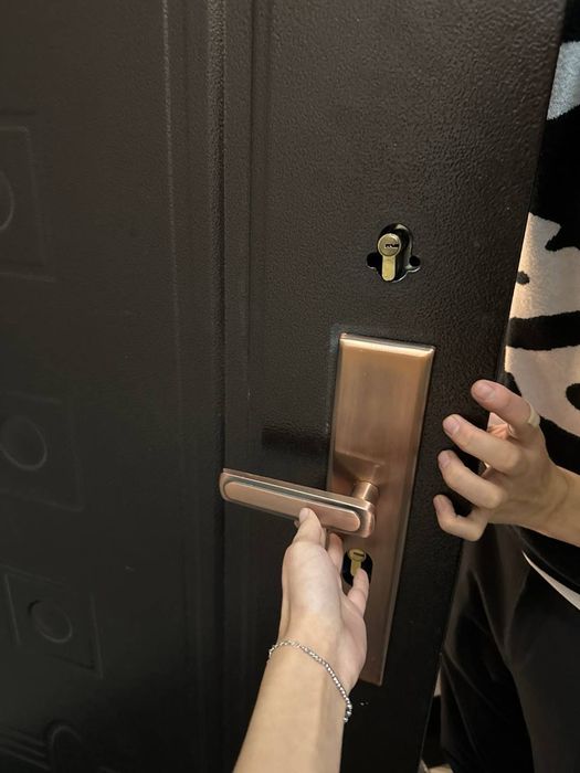 Zamok ochish zamok usta remont Установка замков вскрытие ремонт Замок