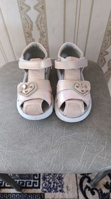 Сандали детские для девочки