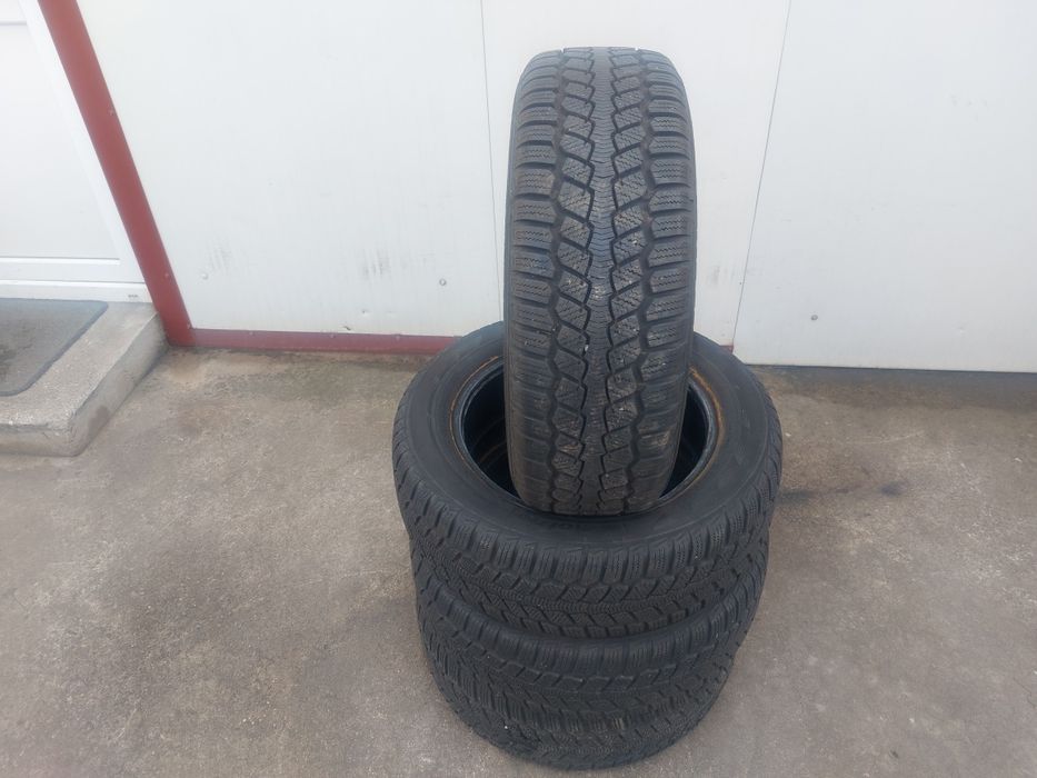 150 lei bucata! Set anvelope M+S/IARNA 205 55 16 Motrio! 7 mm