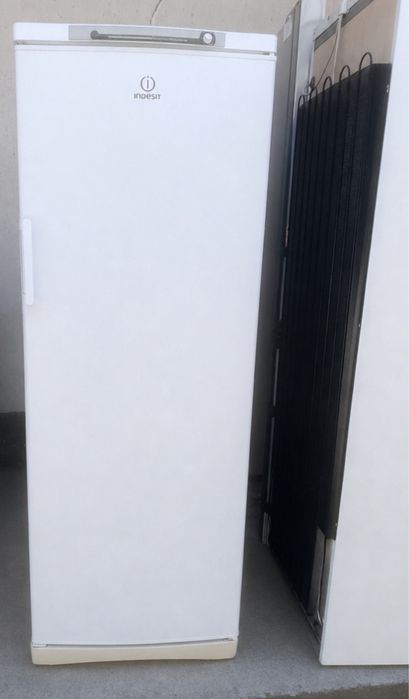 Морозильник Indesit