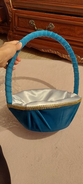 Корзина бирюзовя