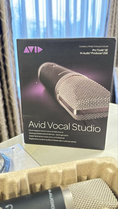 Avid Vocal Studio студиен мирофон USB