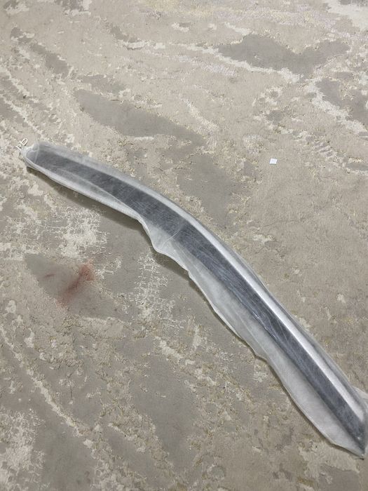 Ветровик камри 50