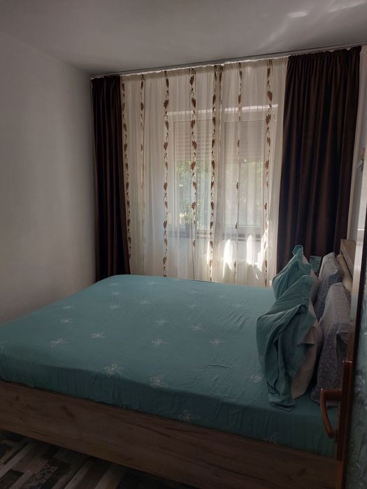 Apartament 3 camere semidecomandat