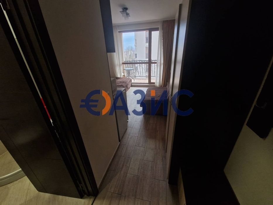 Продава се Едностаен апартамент в к.к. Слънчев бряг - 32 кв.м за 1068 €/кв.м - Снимка #5