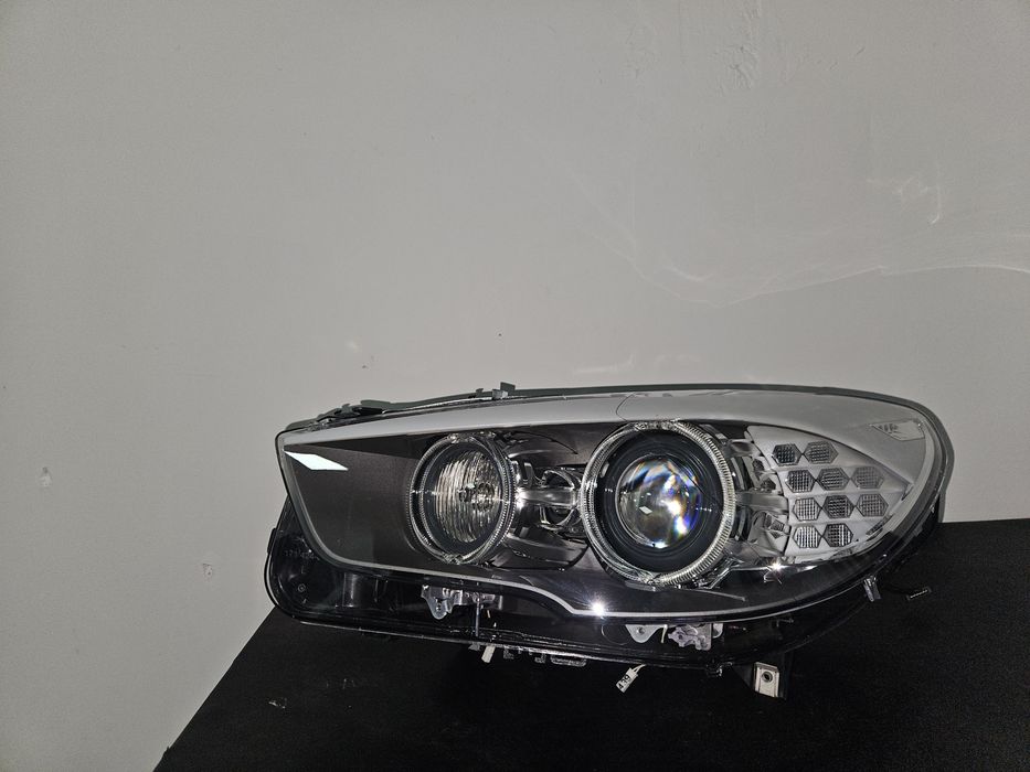 Far stanga Bmw F07 xenon adaptiv