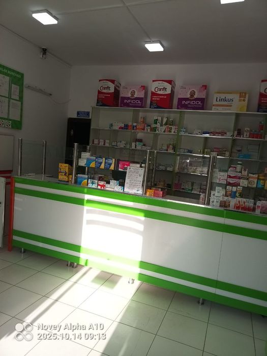 Dorixona mebellari sotiladi. Narhi kelishiladi