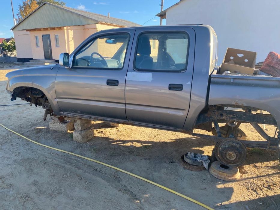 Toyota Hilux Pick UP