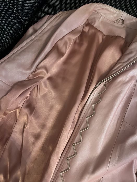 Кожени якета с качулка от лисица