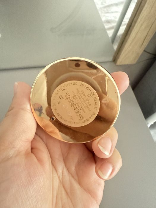 Продам румяна Gucci Blush (оригинал)
