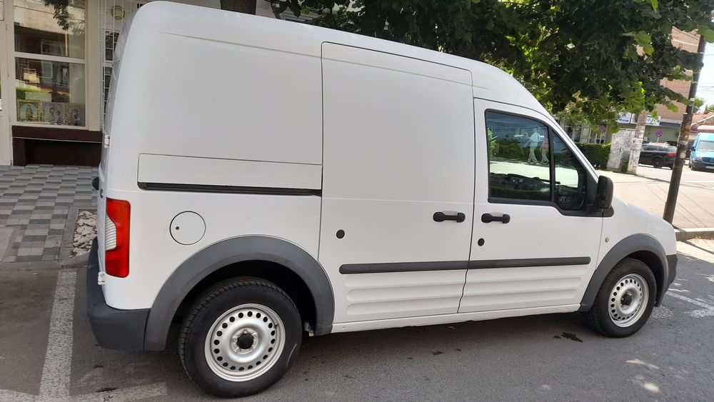 Ford connect  model 2012.