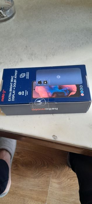 Телефон Motorola 4 + 64 GB