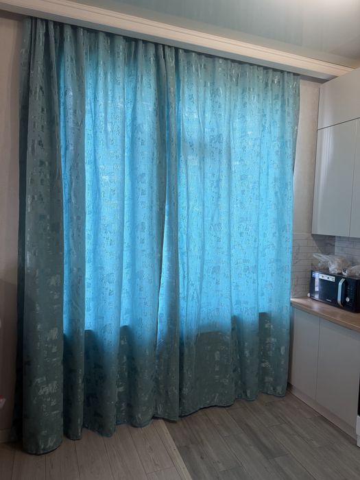 Шторы 4шт в хорошем состояний продам